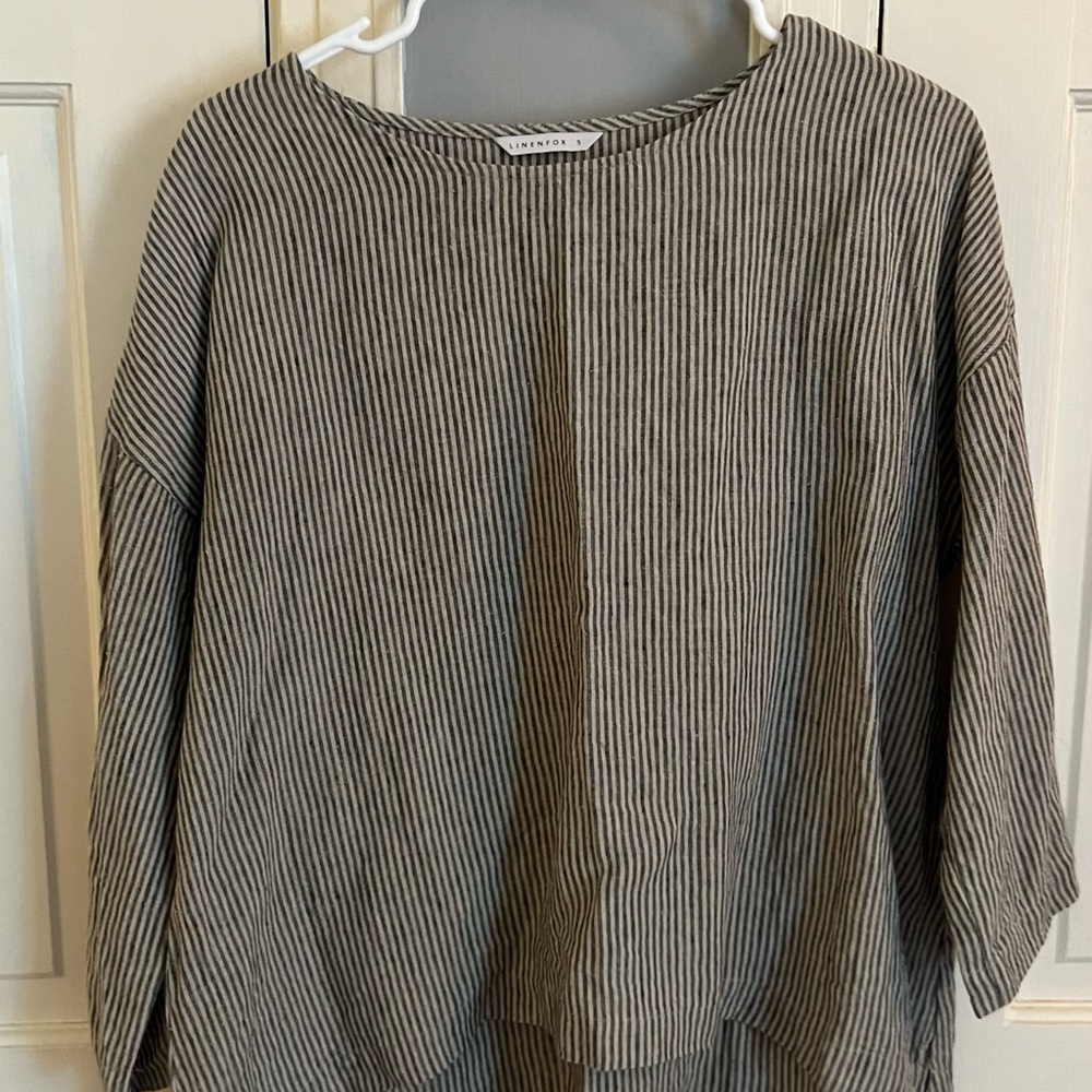 Linenfox Striped Gray Blouse